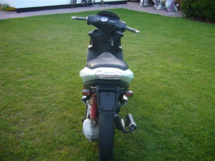 Piaggio Nrg Power *SOLGT* billede 6