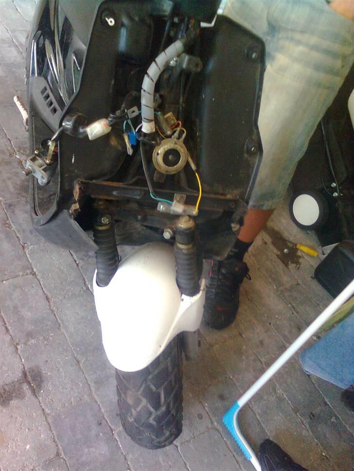 Sym DD 50 - Min vens knallert efter uheld billede 8