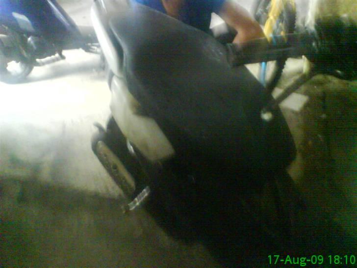 Yamaha jog r  BYTTET miss you<3 billede 4