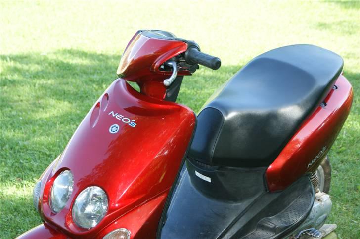 Yamaha neos total skadet billede 3