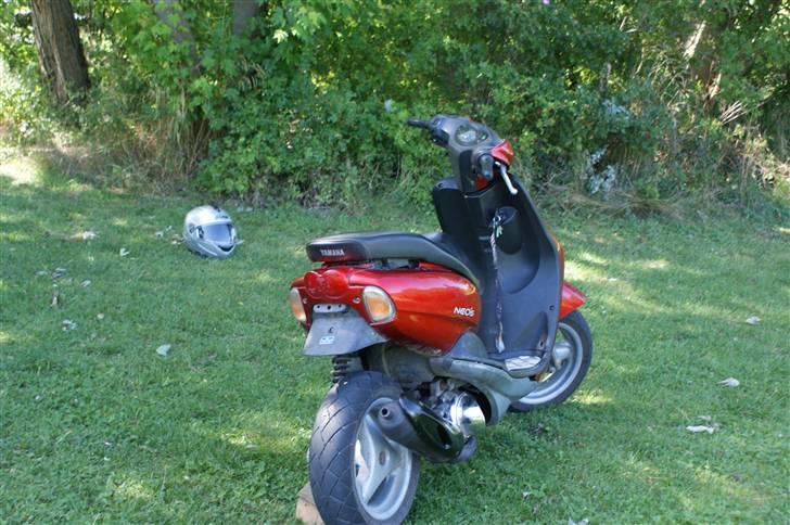 Yamaha neos total skadet billede 5