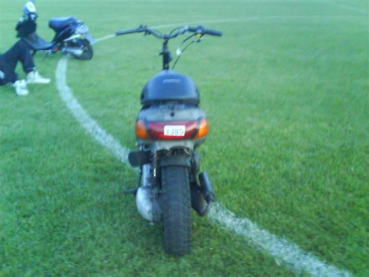 Piaggio zipbane sæson2009/10solgt billede 4