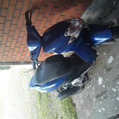 Yamaha jog r (solgt)