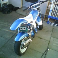 Suzuki street magic solgt