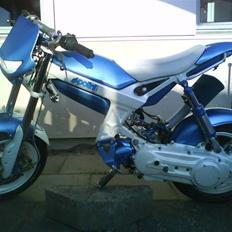 Suzuki street magic solgt