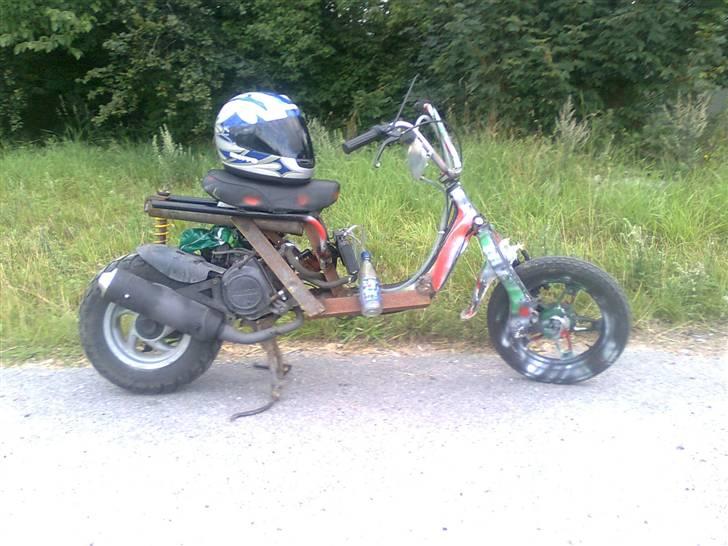 Suzuki nrg LC skorttet - den er squ lang billede 6