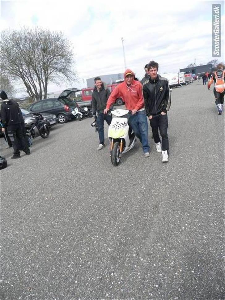 Yamaha Jog RR Motor stjålet  billede 5