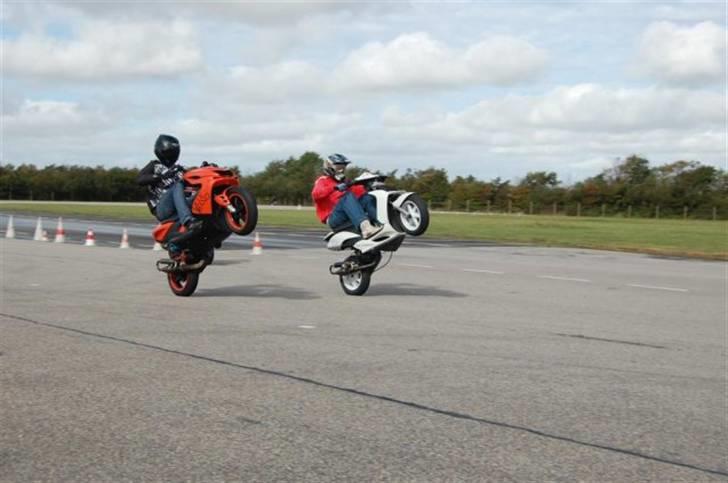 Yamaha Jog RR Motor stjålet  billede 12