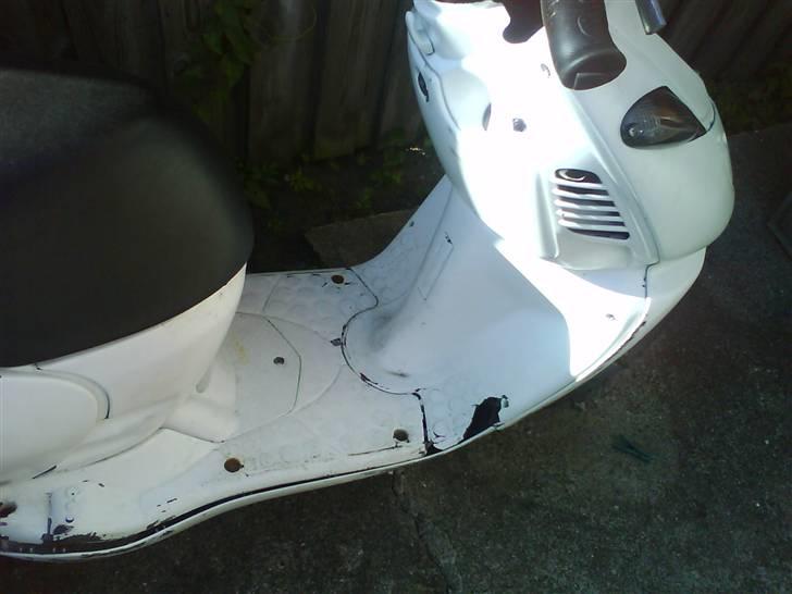 Aprilia sonic GP EU/2 SOLGT - JEG BLEV KØRET NED AF EN POLAKKER billede 12