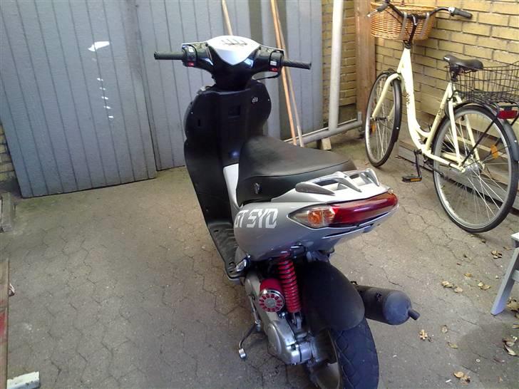 Kymco super 9 Byttet til slider billede 4