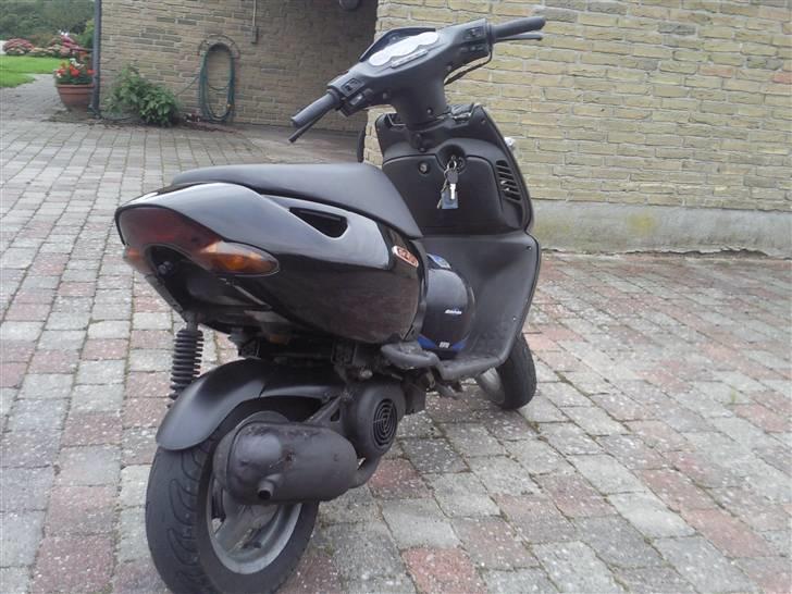 Aprilia sonic  SOLGT billede 4
