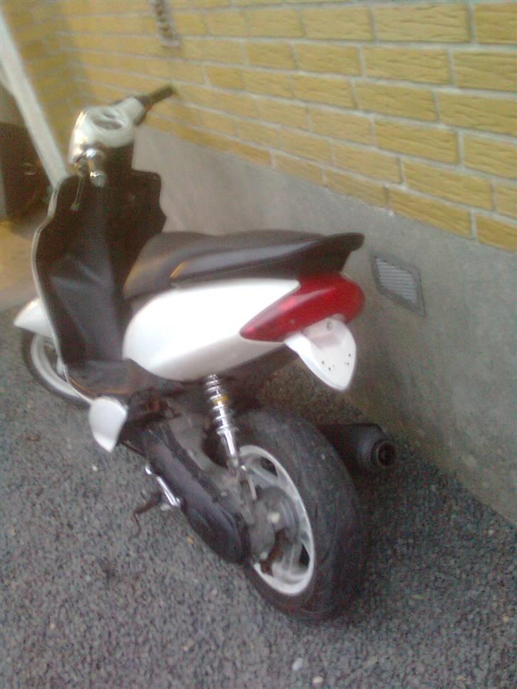 Yamaha Jog r 2004 byttet billede 4