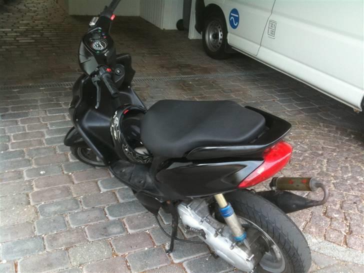 Yamaha jog r solgt billede 4