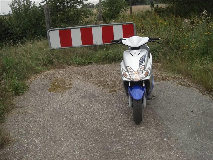 Yamaha jog r billede 5