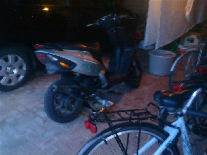 Piaggio  NRG DD LC billede 2