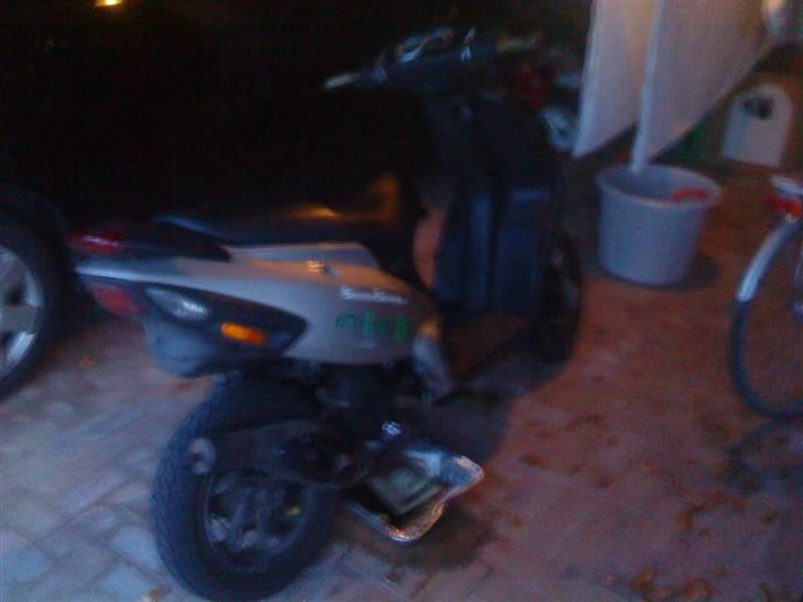 Piaggio  NRG DD LC billede 4