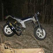 Suzuki street magic solgt