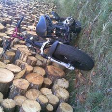 Yamaha slider solgt 3000kr.