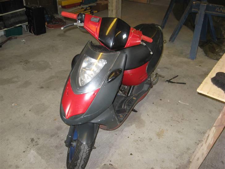 Aprilia Sonic (tidl-scooter) - DET ER SOM DEN SÅ UD FØR!:) billede 9