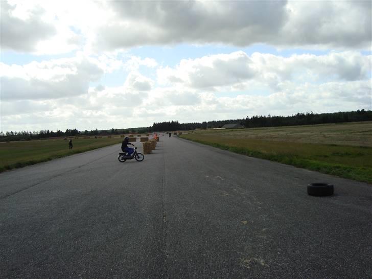 Vespa Ciao - Dhs 09, folk flygtede når ciao´en kom, lovlig dengang. billede 7