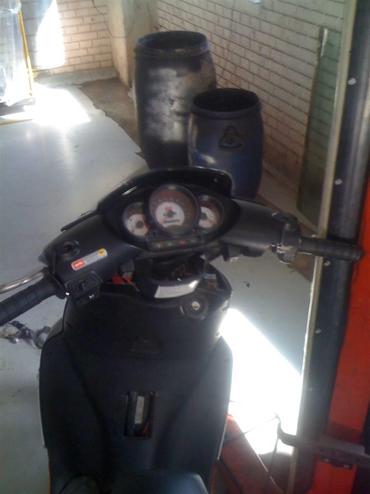 Aprilia Sr 50 Ac DD 30'er SOLGT billede 4