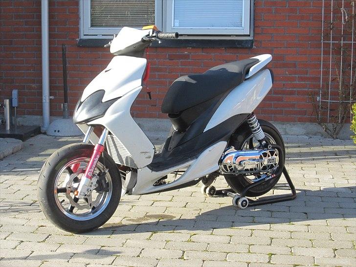 Yamaha Jog RR™// LC TS T7 - min fars jog rr billede 20