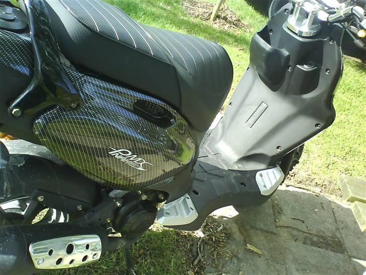 PGO PMX naked / CARBON billede 3