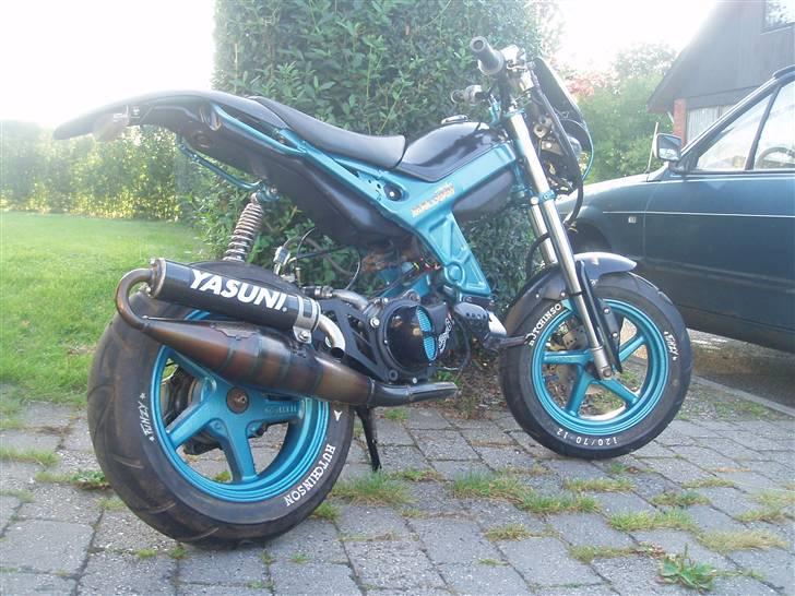 Suzuki Street Magic Solgt! 10K - Kommentar ?  billede 1