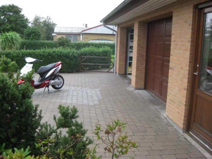 Yamaha Jog r- til salg 11.000 billede 4