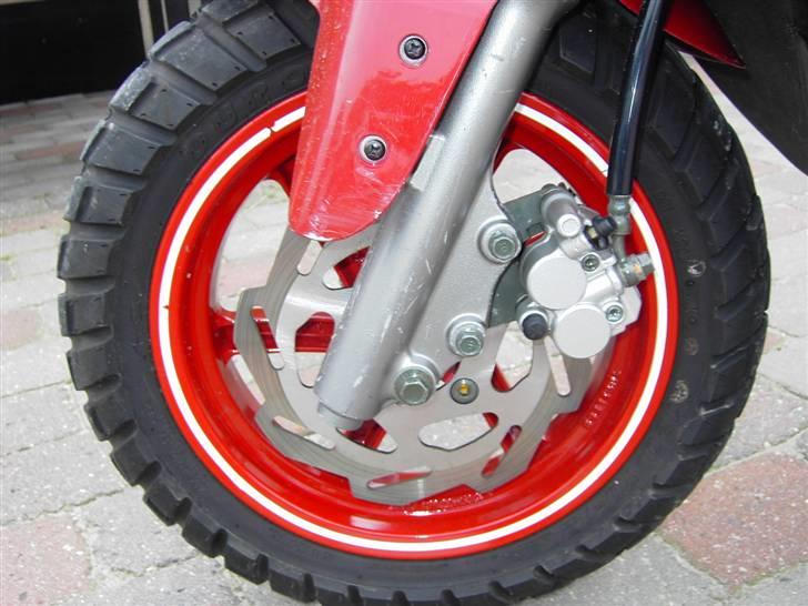 PGO hot 50 TOTAL SKADET billede 3