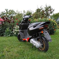 Aprilia sonic Solgt