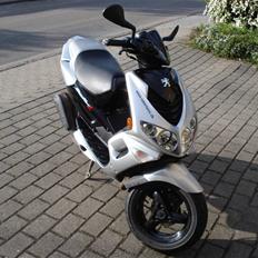 Peugeot SpeedFight 2 Ghost-rider