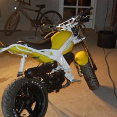 Suzuki Street magic BYTTET