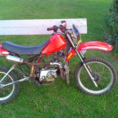 Yamaha 110 ccm 80 stel