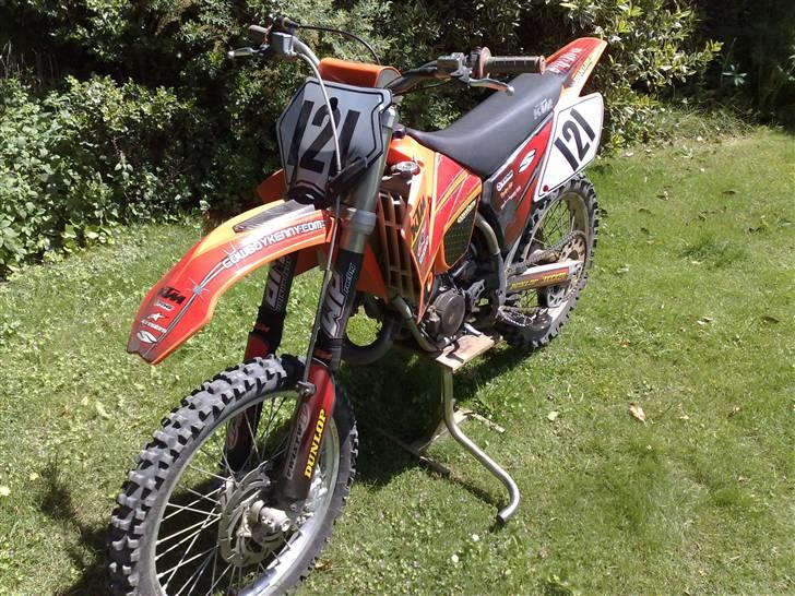 KTM 125 cc ( SOLGT )  billede 3