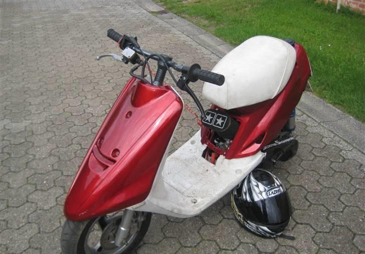 Yamaha Jog MHR - Gammelt billede, tager nye en af de nærmeste dage billede 1