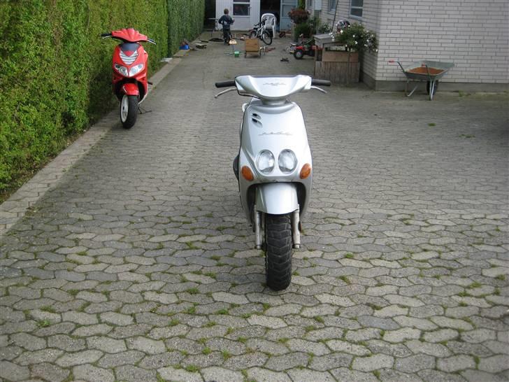 Yamaha neos (45) (SOLGT) billede 2