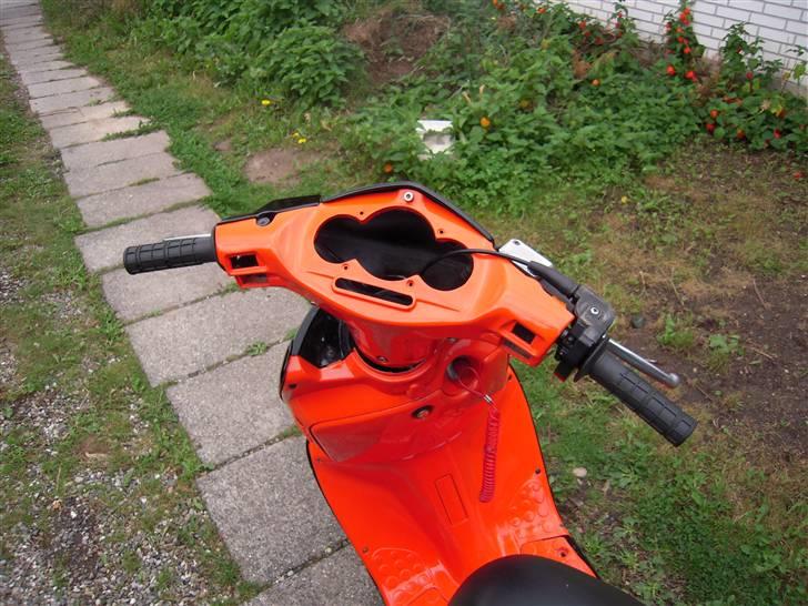 Aprilia sonic: red top  solgt billede 16