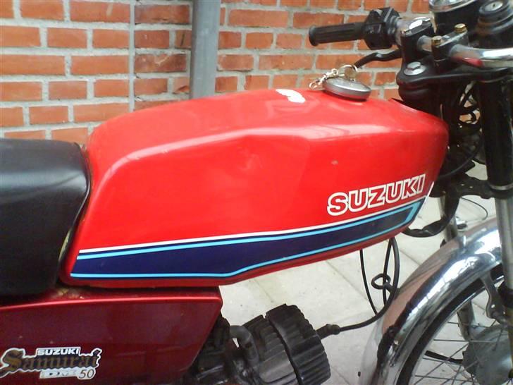 Suzuki Samurai - væk billede 1