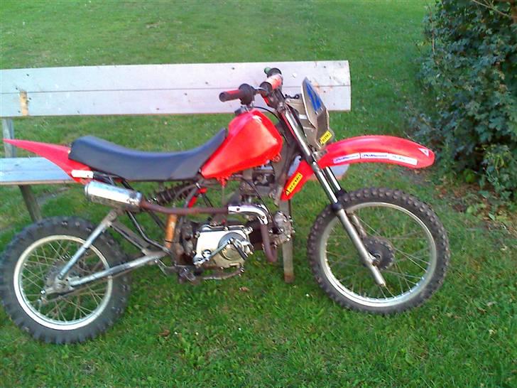 Yamaha 110 ccm 80 stel billede 2