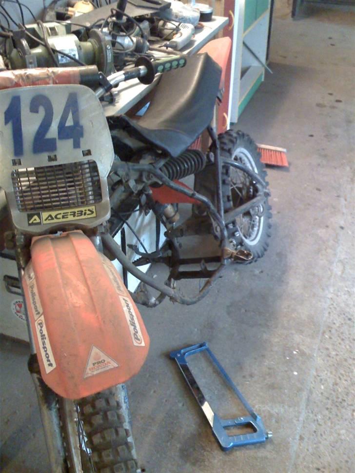 Yamaha 110 ccm 80 stel billede 4