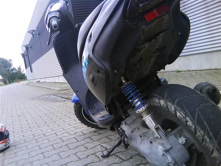 Aprilia rally  solgt billede 9