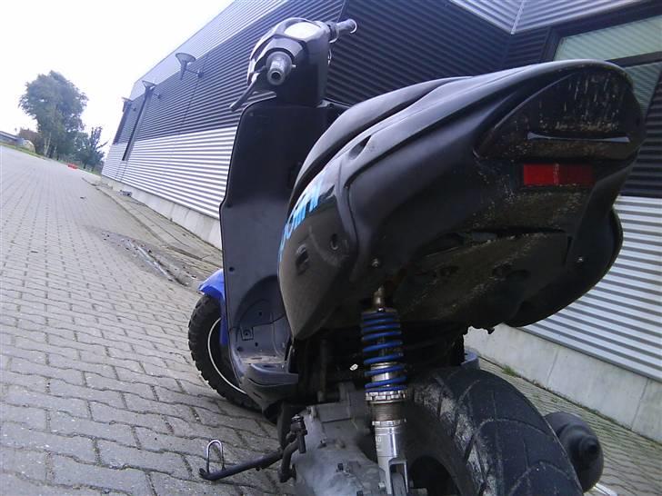 Aprilia rally  solgt billede 12