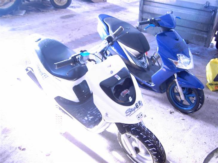 {{currentPhoto.altText}} billede {{currentPhoto.number}}