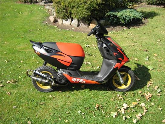 {{currentPhoto.altText}} billede {{currentPhoto.number}}