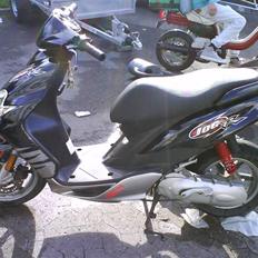 Yamaha Jog R (Solgt)