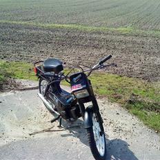 Tomos symaskinen//DØD// ;D