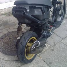 Aprilia Sonic Evo LC Byttet