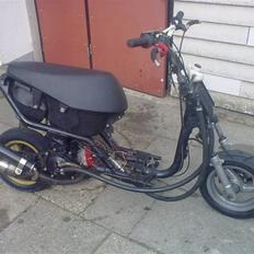 Aprilia Sonic Evo LC Byttet