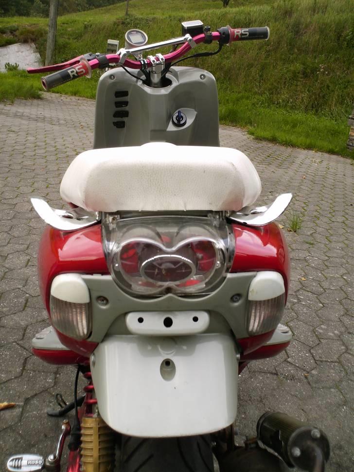 Yamaha neos billede 3